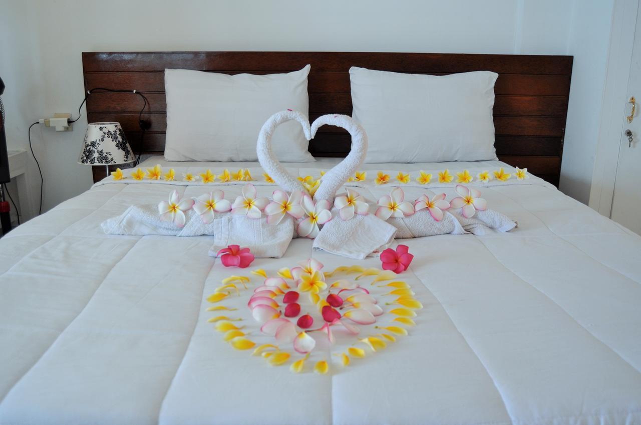 Cemara'S Beach Homestay Batununggul Zewnętrze zdjęcie