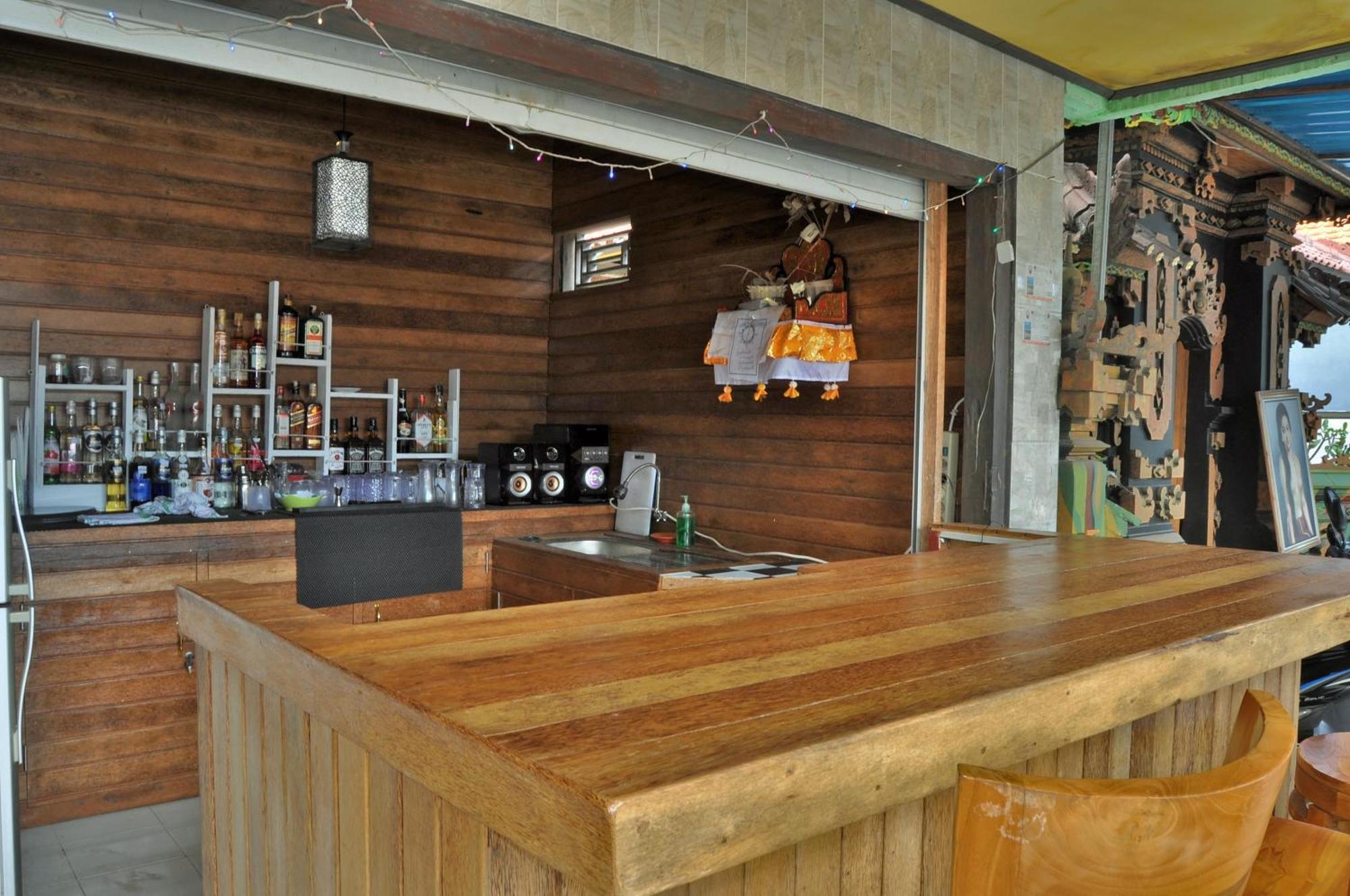 Cemara'S Beach Homestay Batununggul Zewnętrze zdjęcie